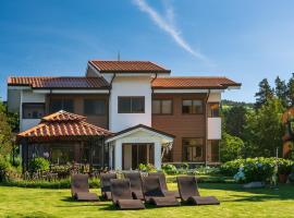 Altura Hotel, hotel cerca de Parque Nacional Volcán Poás, Poasito