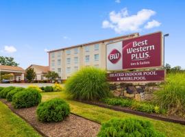 Best Western Plus Crossroads Inn & Suites, hotelli, jossa on uima-allas kohteessa Zion Crossroads
