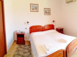 PARADISO Hotel Ristorante: Reggio di Calabria'da bir evcil hayvan dostu otel