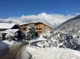 Spacious and stylish flat at the foot of the Mont-Blanc ideal for ski in ski out