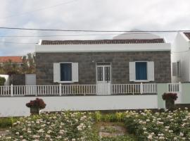 Casa Dos Mosteiros, villa in Mosteiros