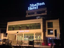 Shelton Hotel, hotel u gradu Dhapsari