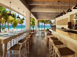 Catalonia Royal Tulum Beach & Spa Resort Adults Only - All Inclusive、スプ・アのホテル