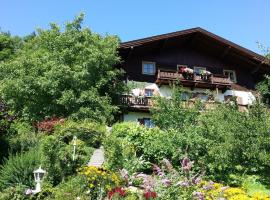 Landhaus Antonia, sveitagisting í Bruck an der Großglocknerstraße