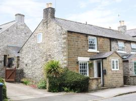 Gritstone Cottage, hotel near Bakewell Golf Club, Bakewell