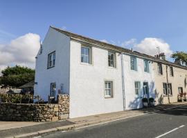 1 Park Nook Close, pet-friendly hotel in Waberthwaite