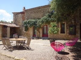 Le clos des collines, hotel in Saint-Martin-de-Brômes