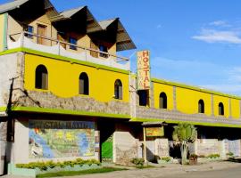 Hostal Maxima, hotel v destinaci Puerto López