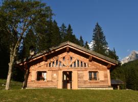 Chalet Brenta Dolomites, hotel en Madonna di Campiglio