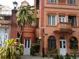 Relais De La Haute Ville Tana