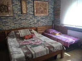 Будиночок для відпочинку, khách sạn ở Odessa