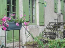 Gite de charme au coeur de la Bourgogne – willa w mieście Moutiers-Saint-Jean