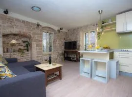 Cannons Apartment