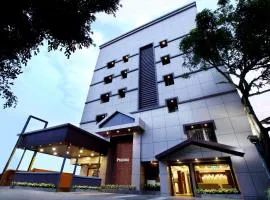 Prayana Hotels