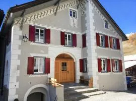 Engadin Holidays Chasa 32 1-6 Pers