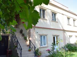 Crossway Tbilisi Hotel, hotel near Tbilisi International Airport - TBS, Tbilisi City