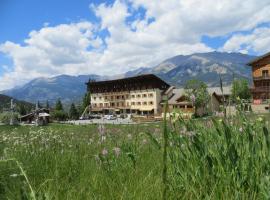 Hôtel Soleil des Neiges, viešbutis mieste Le Sauze