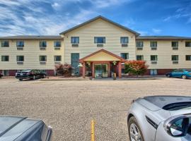 Rodeway Inn, hotel in Whitehall