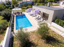 Holiday Home Sanchi, hotel in Labin