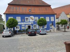 Pension "Zum Raubritter", hotel with parking in Langquaid