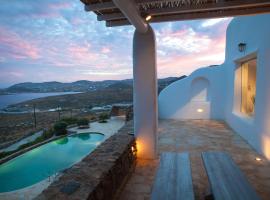 3 Bedroom Cycladic Villa Lia: Kalafatis şehrinde bir tatil evi