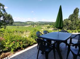 Les Vignes, holiday home in Pomport
