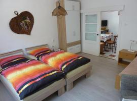 Schöne, gemütliche Wohnung, vacation rental in Katzhütte