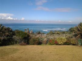 Our Beach House, hotel en Southbroom