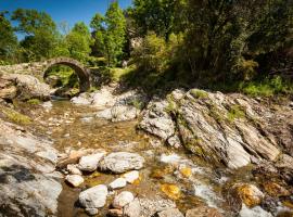 Transgardon B&B en Cévennes, loma-asunto kohteessa Saint-Privat-de-Vallongue