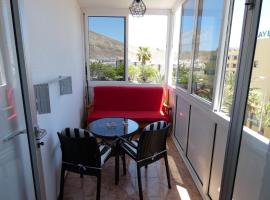 Rosamar Luxury Apartment, hotell sihtkohas Arona