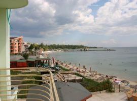 Harmony Beach Family Hotel, hotel in Nesebar