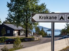 Krokane Camping Florø、フローレにあるAusevika Rock carvingsの周辺ホテル