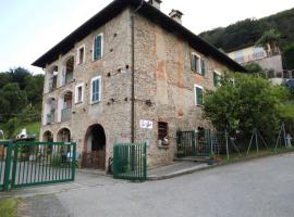 Casa la Selva, hotel with parking in Pura