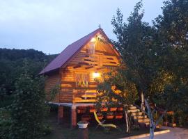 Vacation home SAJRA, cabaña o casa de campo en Kulen Vakuf