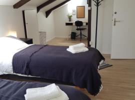 Alyhrs takvåning i Visby, hostel v destinaci Visby
