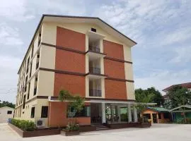 Prukpibul Apartment