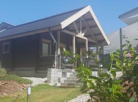 Sabine's Wellnesslodge, cabin in Ruppertsweiler