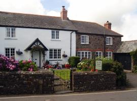 The Old Smithy Bed & Breakfast, bed & breakfast i Clovelly