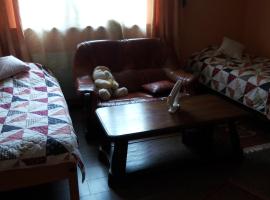 Gastzimmer für Übernachtung Гостевая комната, hotell med parkeringsplass i Oberbipp