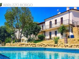 Abruzzo Borgo, hotel cu parcare din Alanno