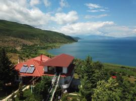 Hotel Camping Lin, готель у місті Поградец