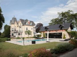 Manoir des Logis, hotell i Yvré-lʼÉvêque