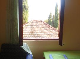 Sobe Baosici Marina, guest house in Herceg-Novi
