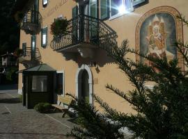 Casa Mezzavalle, hotel s parkovaním v destinácii Pelugo