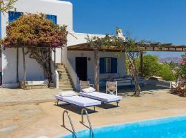 Traditional Mykonian Villa, hotel in Ornos