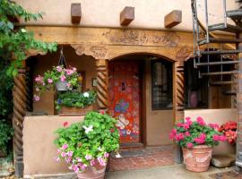 La Dona Luz Inn an Historic B&B, hotell i Taos