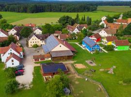 Feriendorf Nehmeier, prázdninový areál v destinaci Haundorf