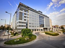 IN Hotel Beograd: Belgrad'da bir otel