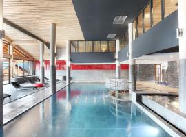 Résidence Prestige Odalys Les Fermes de Châtel, hotel Châtelben