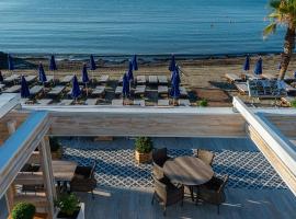 Mandala Seafront Suites, готель у місті Лаганас